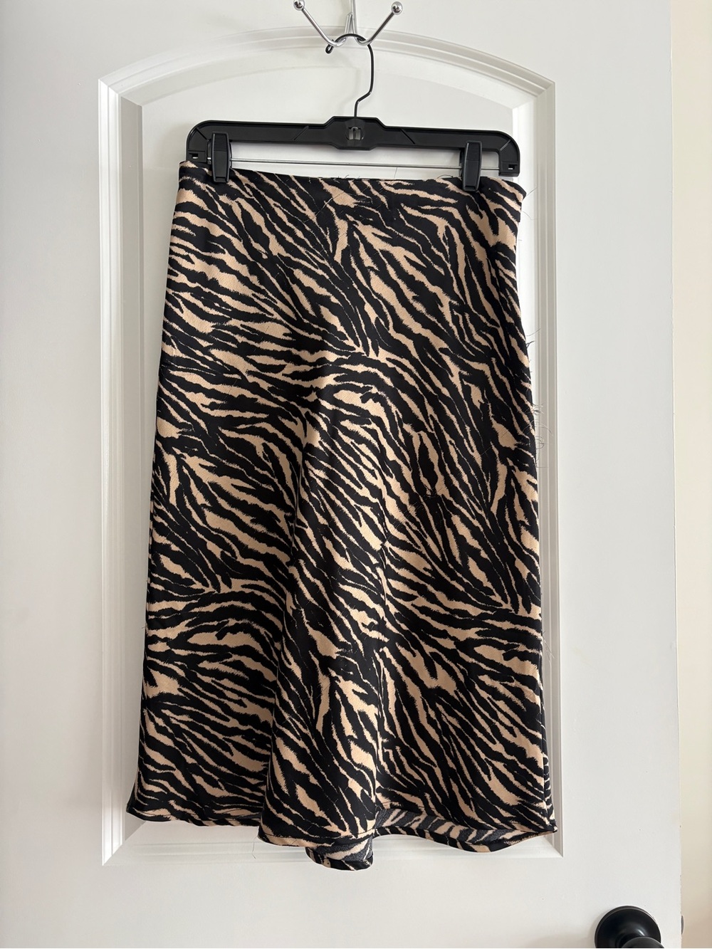 H&M Black and Beige Zebra-Print Midi Skirt
